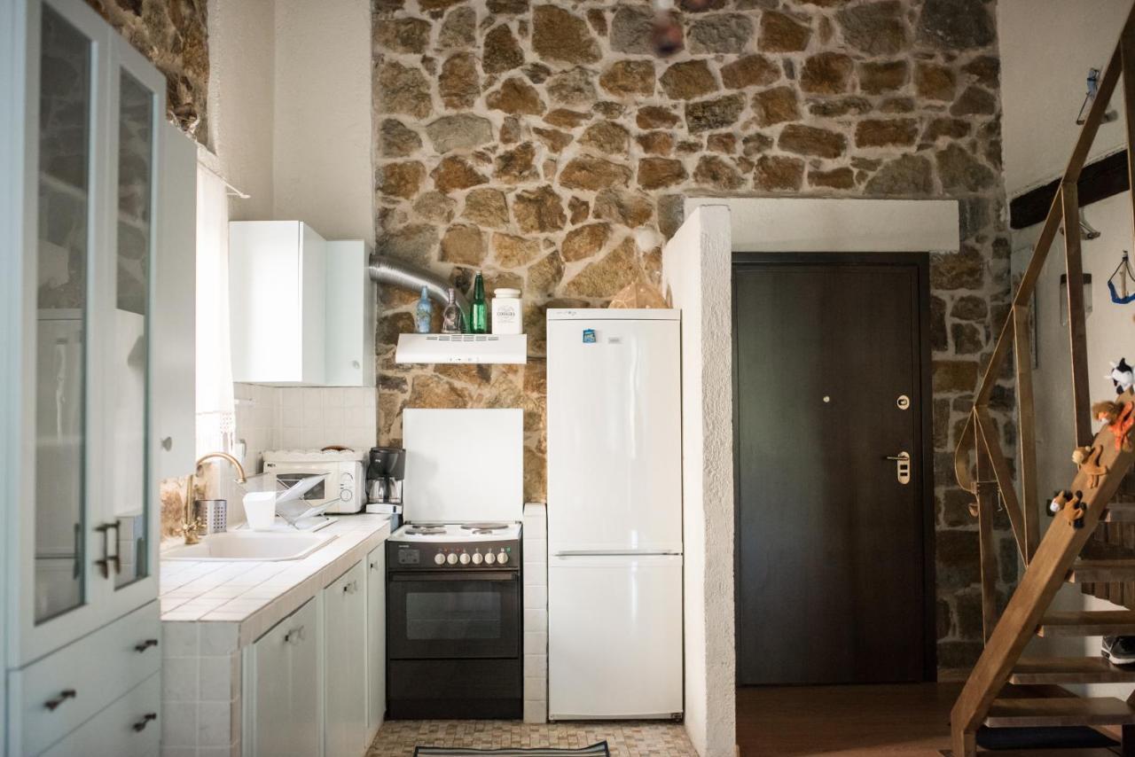 Stone Villas Néa Róda Eksteriør bilde