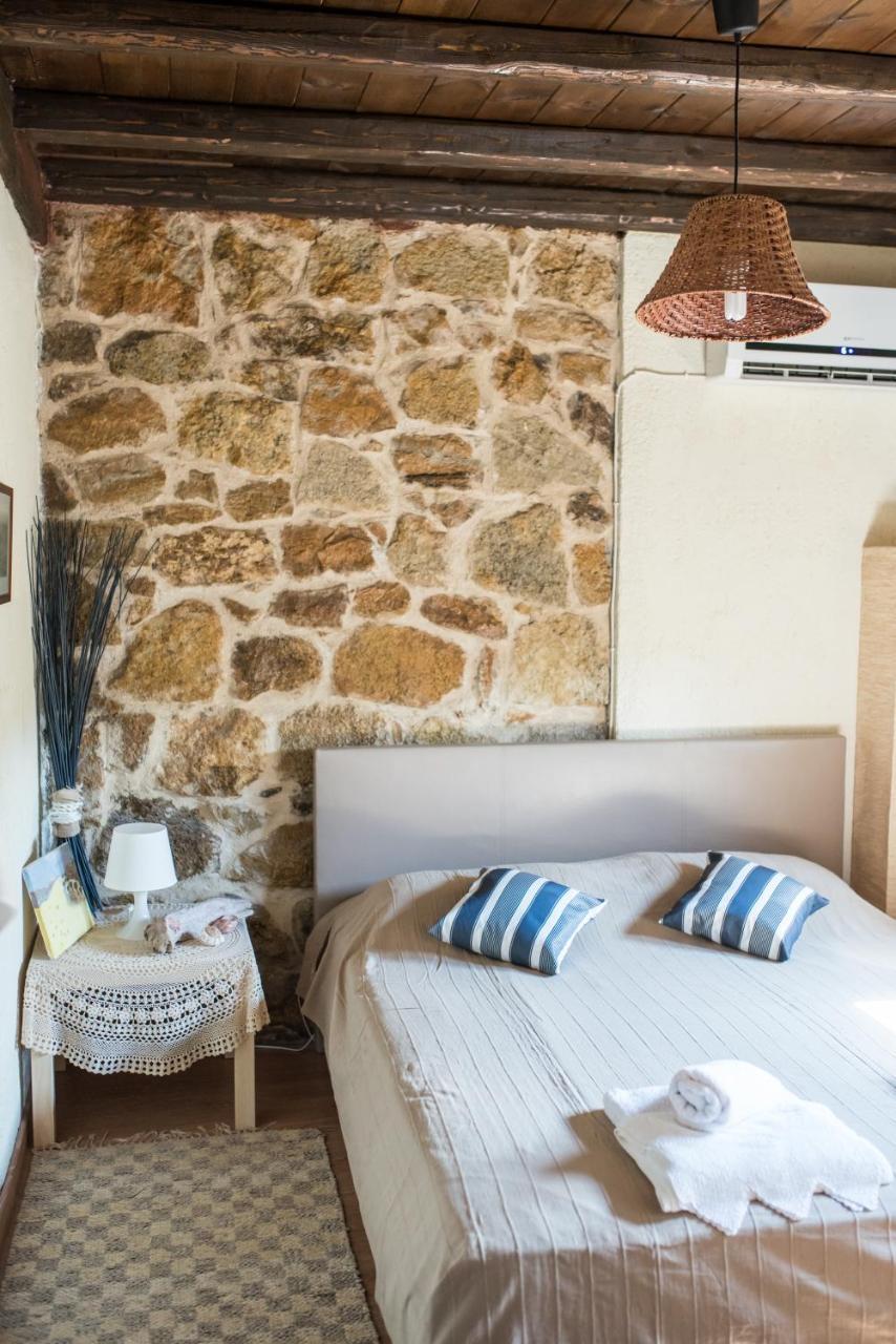 Stone Villas Néa Róda Eksteriør bilde